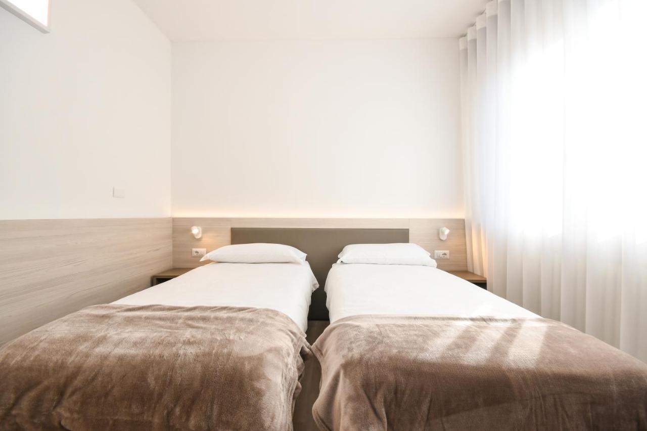 Residence Franca B&B Arco Luaran gambar